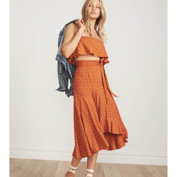 FAITHFULL The Brand Sloans Ruffle Crop Top - Picture 2 of 8